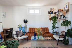 Charming apt for couple in the heart of Paris